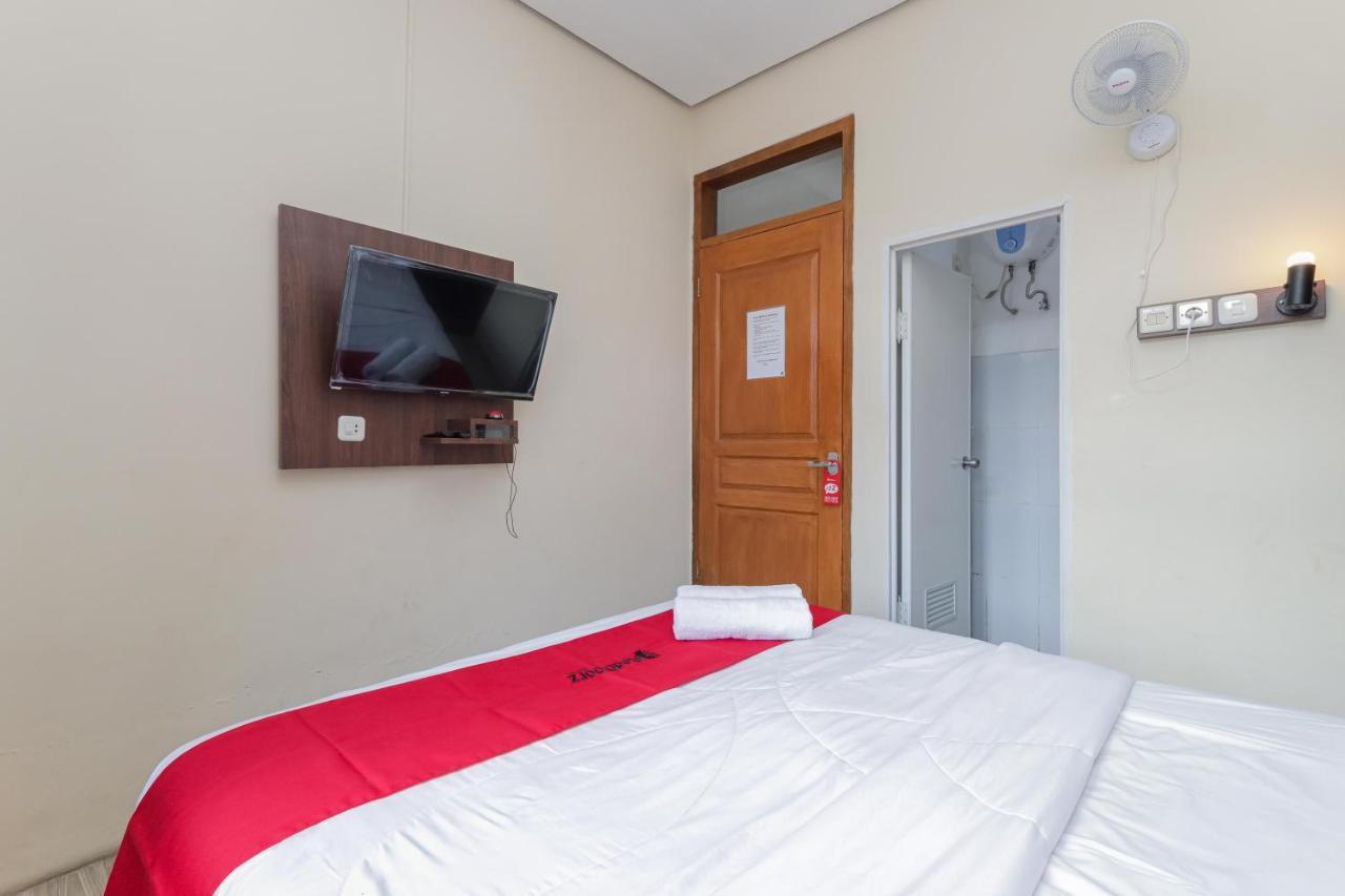 Reddoorz At Wr Supratman Batu Hotel Batu  Bagian luar foto