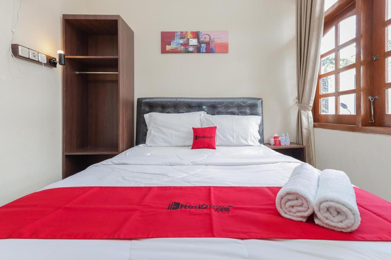 Reddoorz At Wr Supratman Batu Hotel Batu  Bagian luar foto